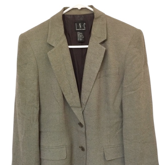 Blazer - Picture 1 of 3